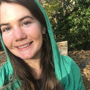 Meet your Posher, Brooke